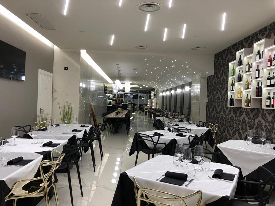 Lounge Restaurant